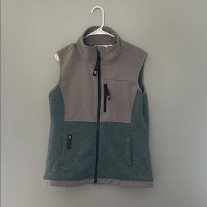 Women's Gray and Green Vest